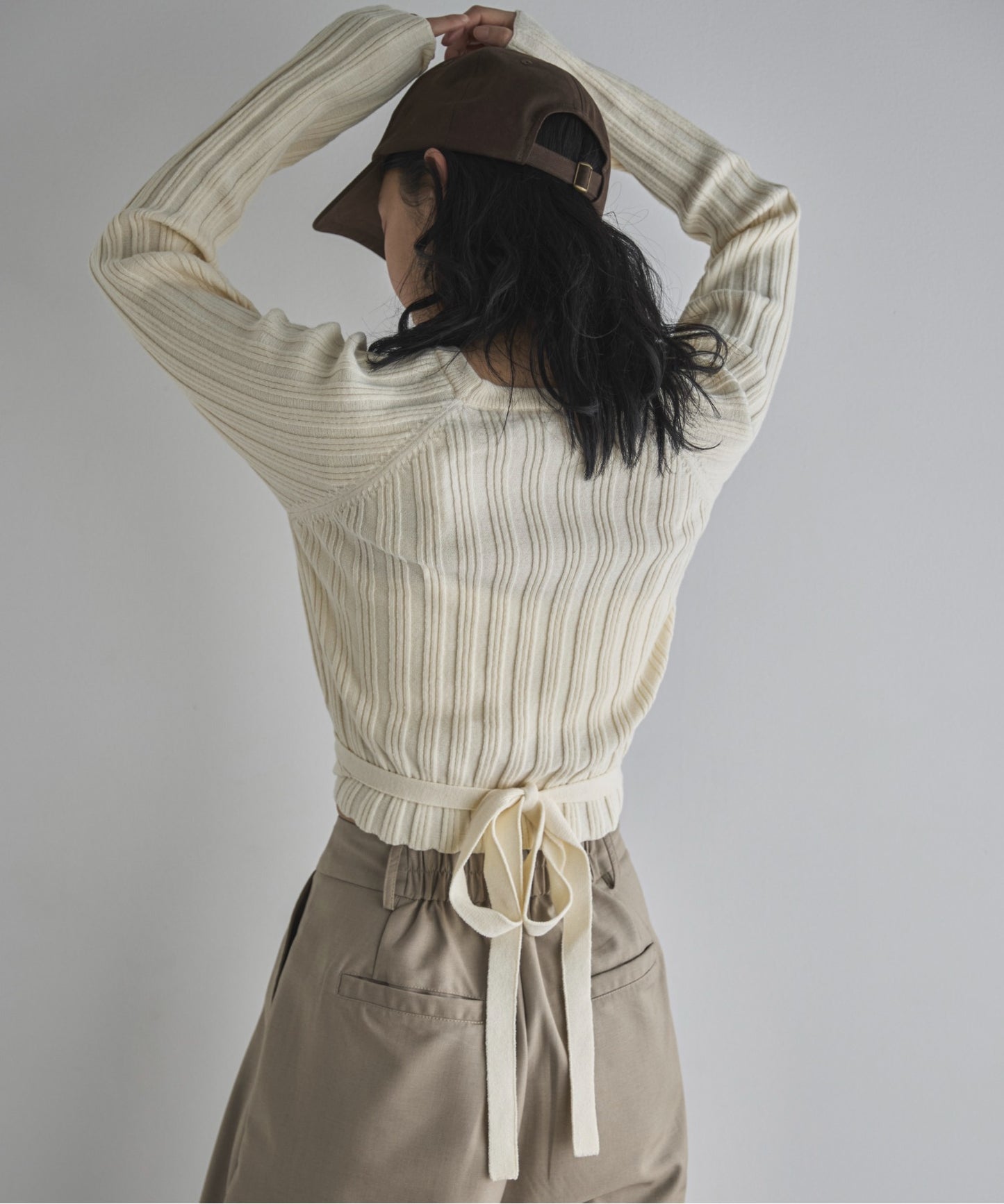 交叉綁帶針織衫