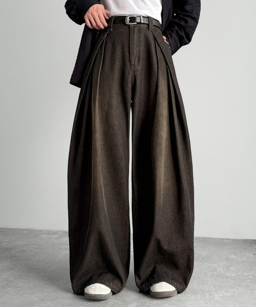 (Unisex ) 水洗三褶牛仔褲